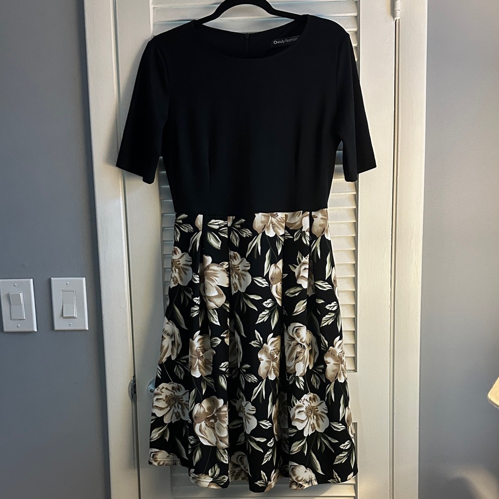 Boutique dress floral black Large